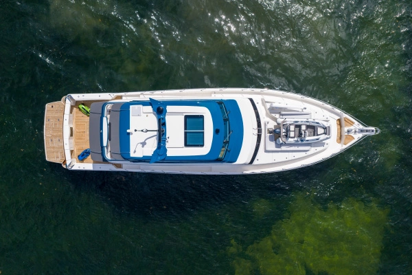 2025 Riviera 72