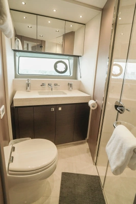 2025 Sunseeker 76