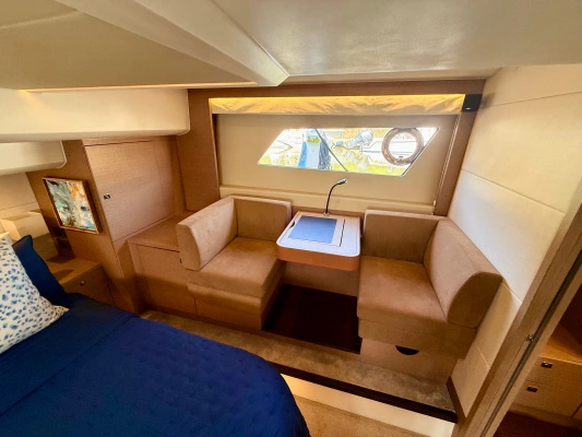 2017 Prestige 56