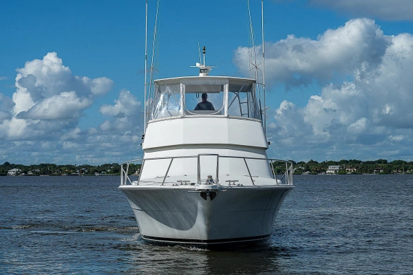 1998 Viking 47