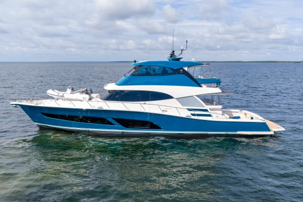 2025 Riviera 72