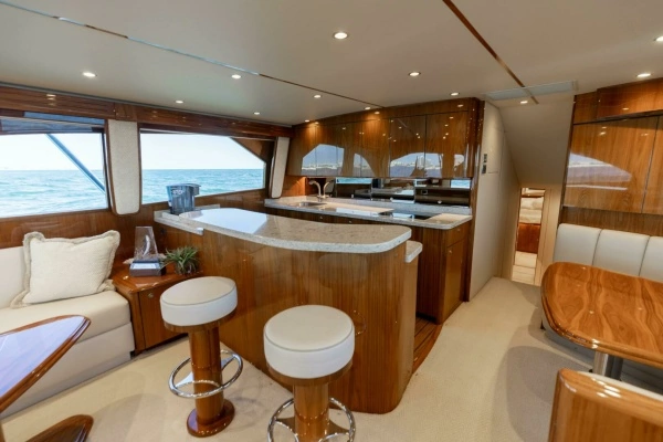 2020 Viking 62