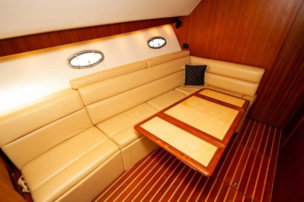2003 Tiara Yachts 42