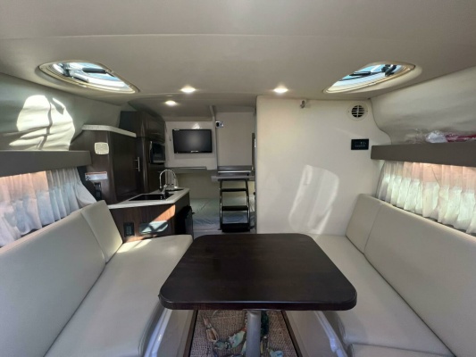 28ft Regal Yacht For Sale