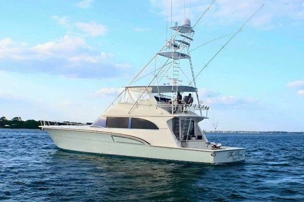 2001 Donzi 73