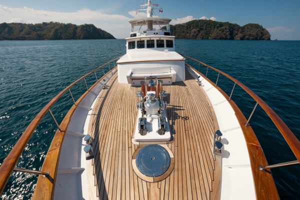 Passage 101ft Feadship Yacht For Sale