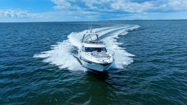 2020 Prestige 46
