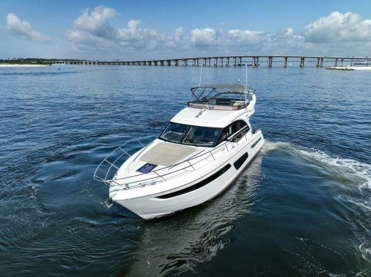 2021 Princess 50