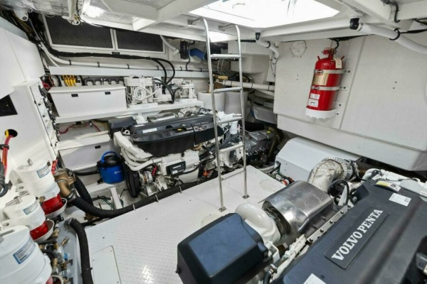 Miss Tracy Lane 60ft Cruisers Yachts Yacht For Sale