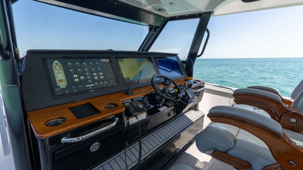 Cash Cow 45ft Everglades Yacht For Sale