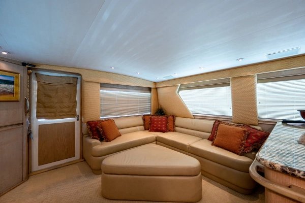 1997 Hatteras 65