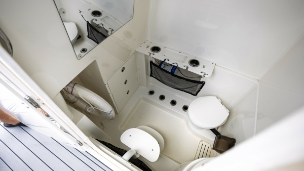 34ft Triton Yacht For Sale