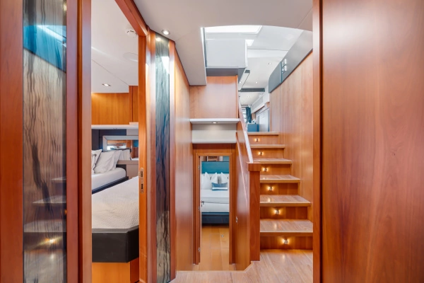 Sunseeker Predator 84 Yacht For Sale