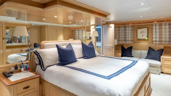1998 Trinity Yachts 144