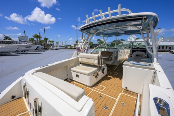 Boston Whaler 32 - Veronica