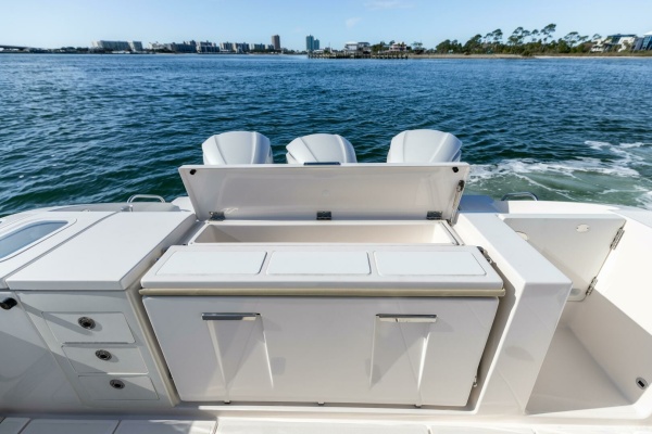 Moon Dogg 37ft Pursuit Yacht For Sale