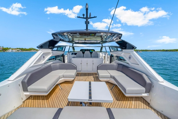 2024 Sunseeker 55