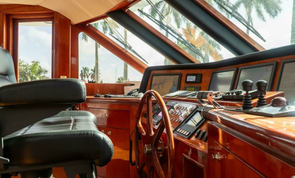 JusMad 80ft Ocean Alexander Yacht For Sale