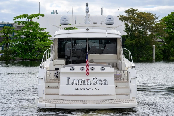 2019 Riviera 54