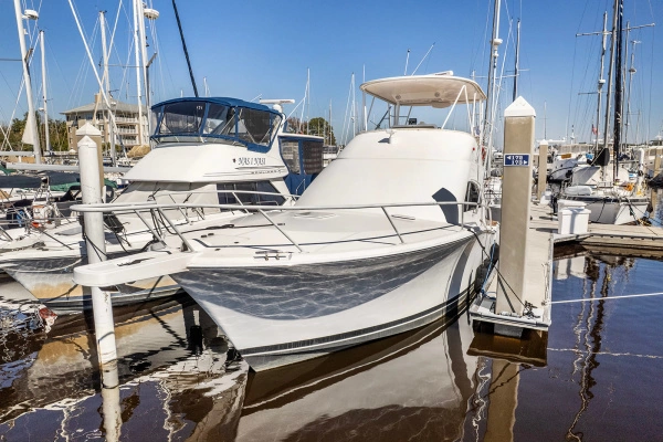 2006 Luhrs 41