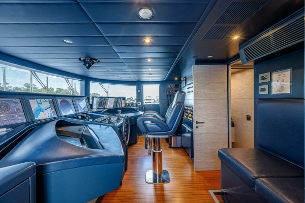132ft Benetti Yacht For Sale