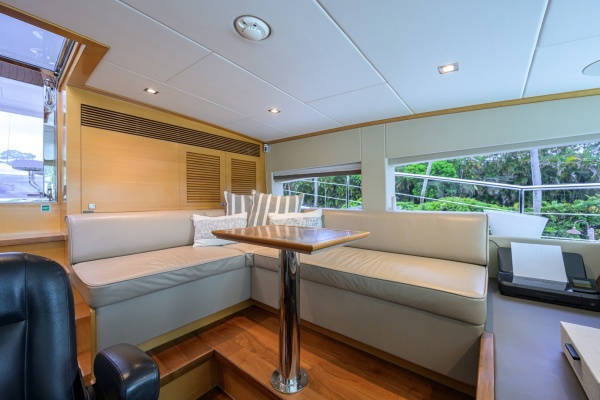 Midnight Moon 85ft Horizon Yacht For Sale