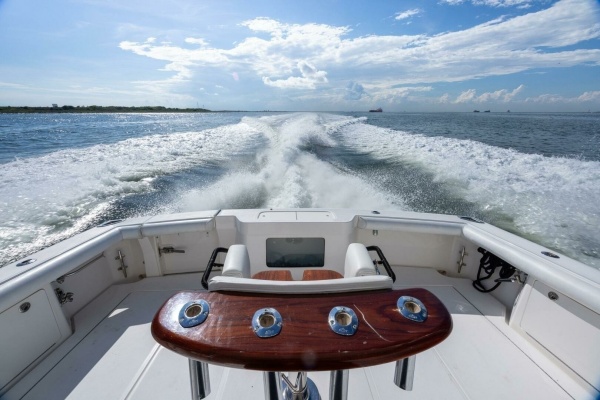 2012 Cabo 40 Express 