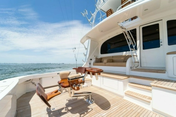 2018 Viking 72