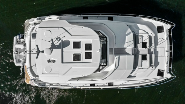 Remarkable I 54ft Aquila Yacht For Sale