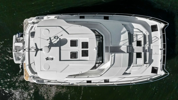 Aquila 54 Yacht Yacht For Sale