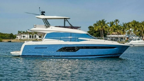 Photo of the 2020 Prestige 520 Flybridge "La Dolce Vita"