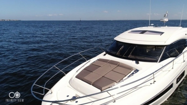 2018 Prestige 46