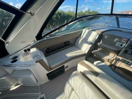 28ft Regal Yacht For Sale