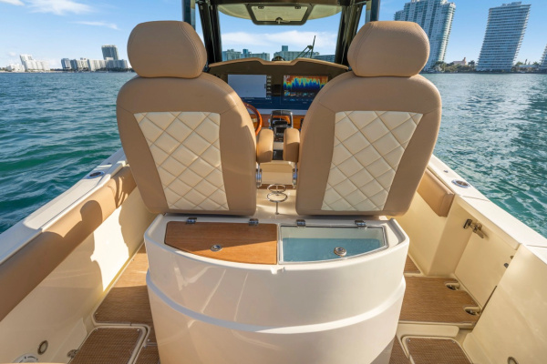 30ft Chris Craft Yacht For Sale