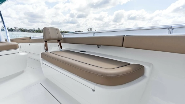 Valhalla Boatworks V-37 Yacht For Sale