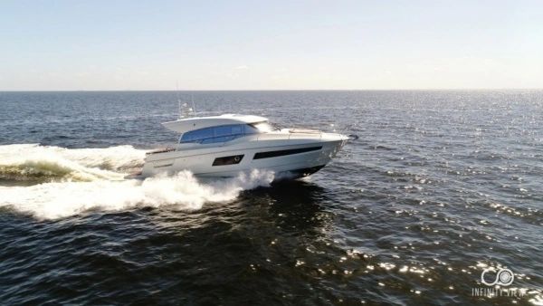 2018 Prestige 46