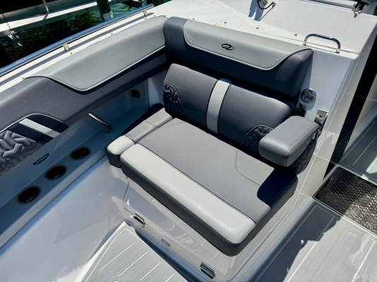36ft Regal Yacht For Sale