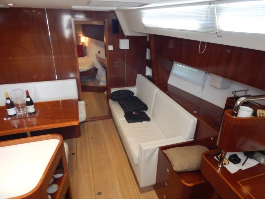 Amel 55 Yacht For Sale