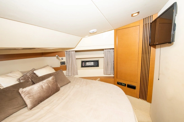 2017 Azimut 42
