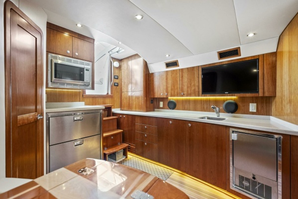 Salt Lick 41ft Albemarle Yacht For Sale