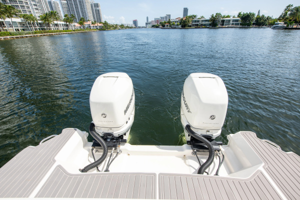 32ft Sea Ray Yacht For Sale