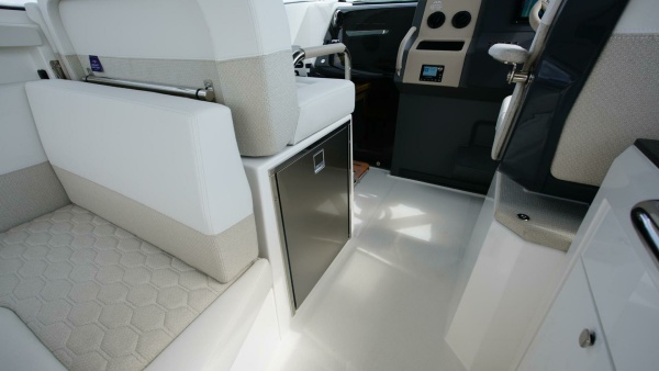 In Stock 2025 Nimbus W11 60 40ft Nimbus Yacht For Sale