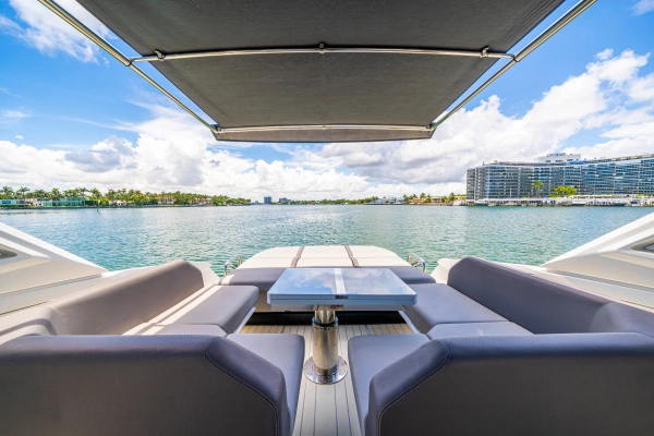 2024 Sunseeker 55