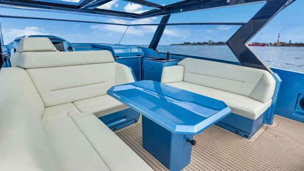 2022 Vanquish Yachts 58
