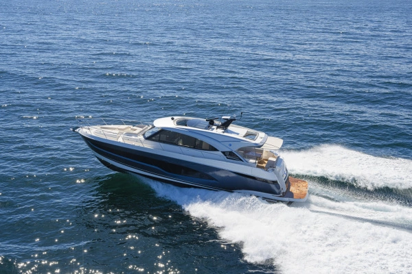 56-ft-Riviera-2027-5600 Sport Yacht Platinum Edition-56 Sport Yacht Fort Lauderdale Florida United States  yacht for sale