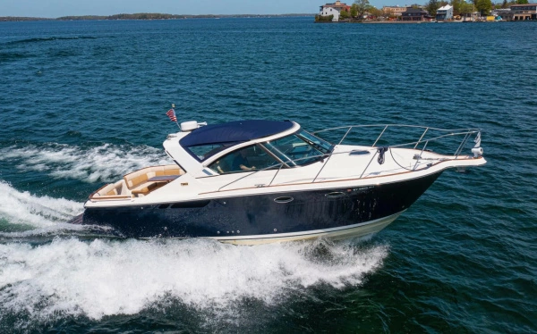 2012 Tiara Yachts 31