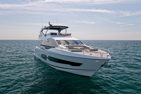Photo of the 2025 Sunseeker 76 Yacht "Romanee"
