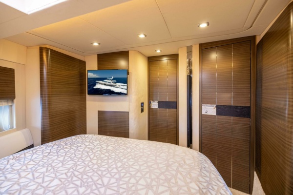 A Sea 64ft Azimut Yacht For Sale