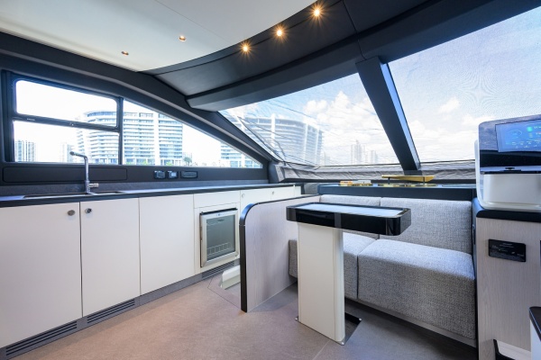 DT78 78ft Azimut Yacht For Sale