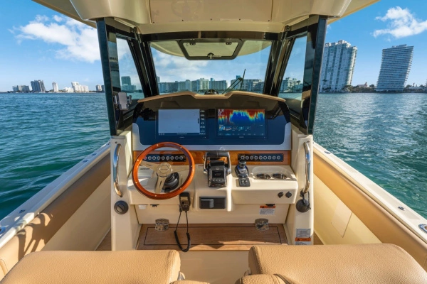2022 Chris-Craft 30